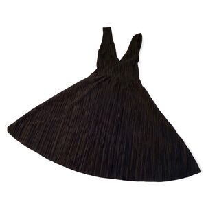 Divided H&M Pleated Plunge Mini Dress Minimalist Black Size 2 NEW NWT
